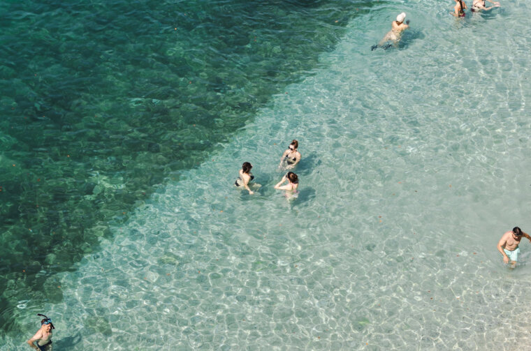 Ilustrativna Pećine plaža kupači -1322 Ilustrativna Pećine plaža kupači -1322