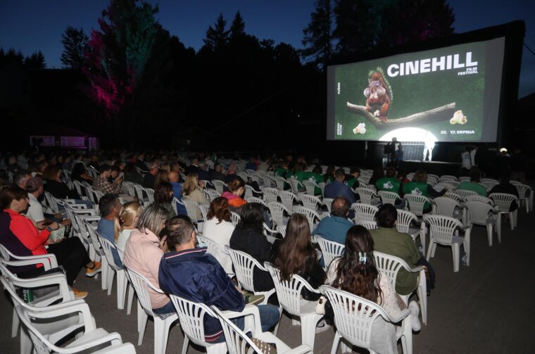 Fuine: Svjetska premijera filma Alpski ratnici kojem je prisustvovao predsjednik Milanovi?