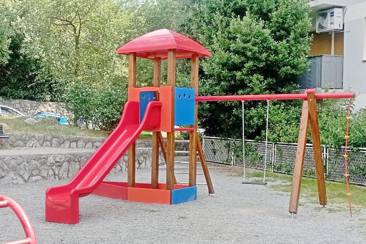 Vere-Bratonje-djecji-park