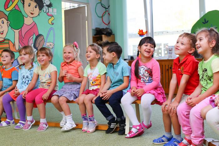 kindergarten-2204239_1920_2