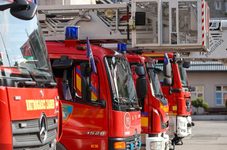 Stipe Miočić prvi se put u životu spustio niz šipku u vatrogasnoj postrojbi Zagreb