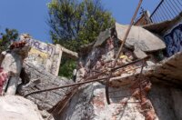 Rijeka: Urušeni balkon napuštenog objekta na Pećinama Rijeka: Urušeni balkon napuštenog objekta na Pećinama