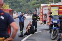 Požar kod Omiša i dalje bukti Požar kod Omiša i dalje bukti