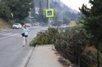 Požar kod Omiša i dalje bukti Požar kod Omiša i dalje bukti