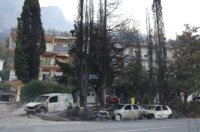 Požar kod Omiša i dalje bukti Požar kod Omiša i dalje bukti