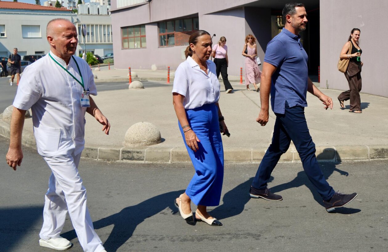Split: Premijer Plenković u obilasku ozlijeđenih u požaru