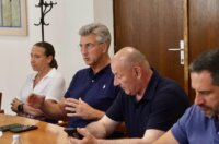 Split: Premijer Plenković u obilasku ozlijeđenih u požaru