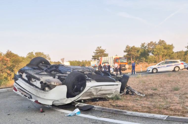 auto na krovu krk ljeto 2026